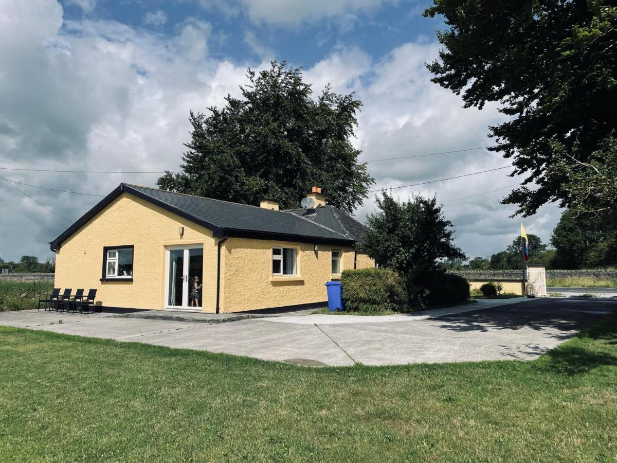 Cutteen Cottage Tulla Exteriör bild